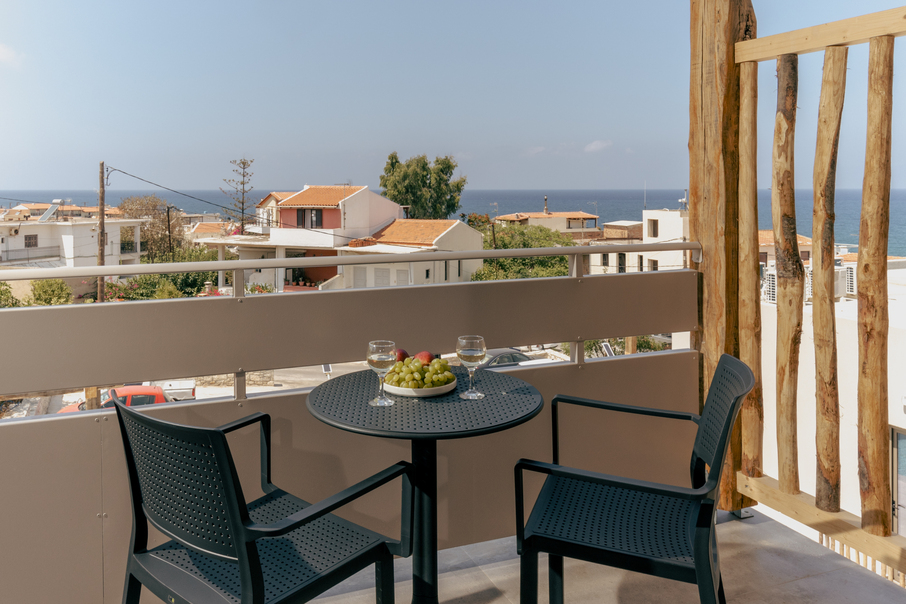 balcony with sea view